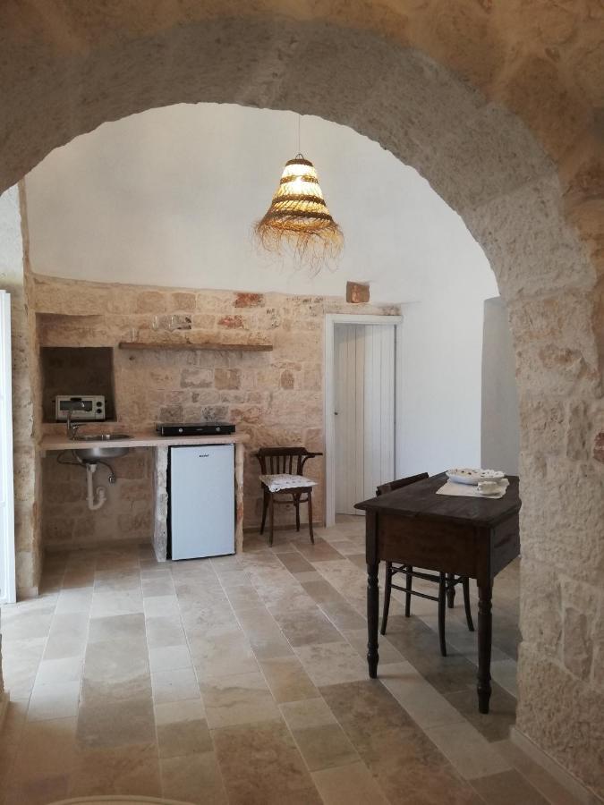 أوستوني Holiday Home Trullo Antico الغرفة الصورة